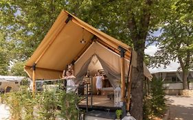 Polidor Glamping Resort